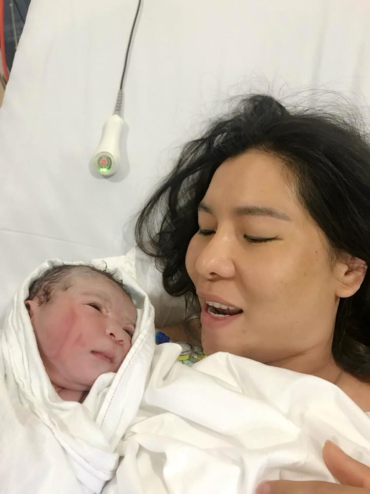 ‘Nữ hoàng tốc độ’ Vũ Thị Hương giảm cân đáng kinh ngạc sau 1 tháng sinh con